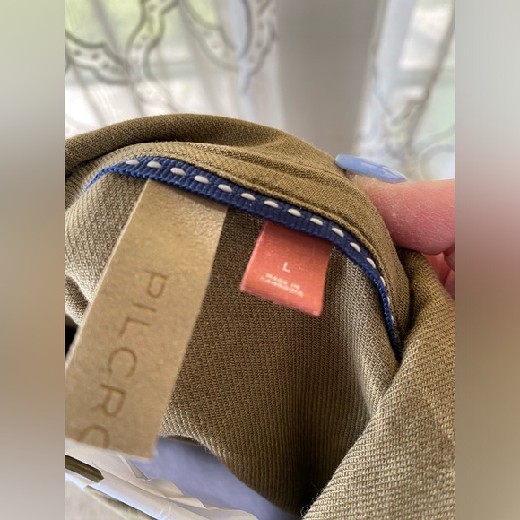 EUC - Pilcro Ruffle Top - Picture 3 of 4